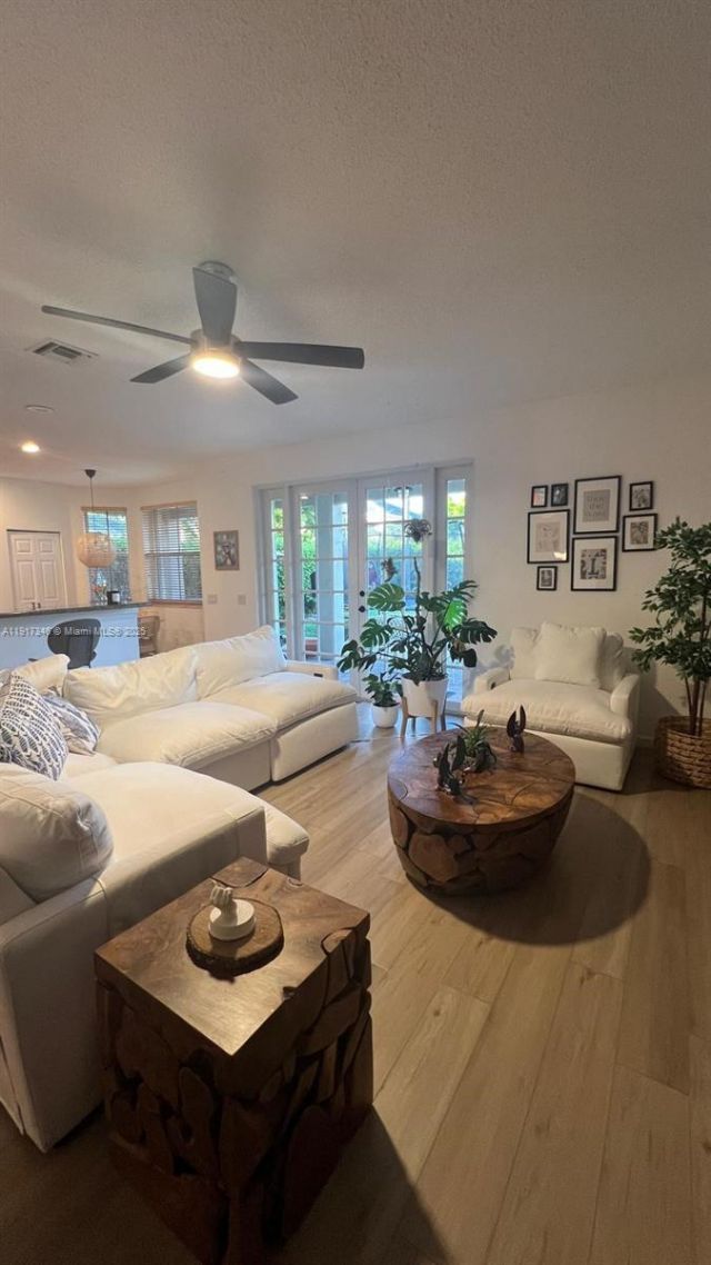 1546 Sandpiper Cir, Unit ., Weston, FL 33327 Photo