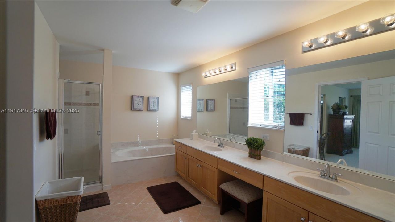 1546 Sandpiper Cir, Unit ., Weston, FL 33327 Photo