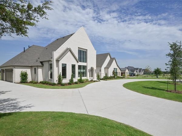 102 Deer Crossing Road, Gunter, TX 75058