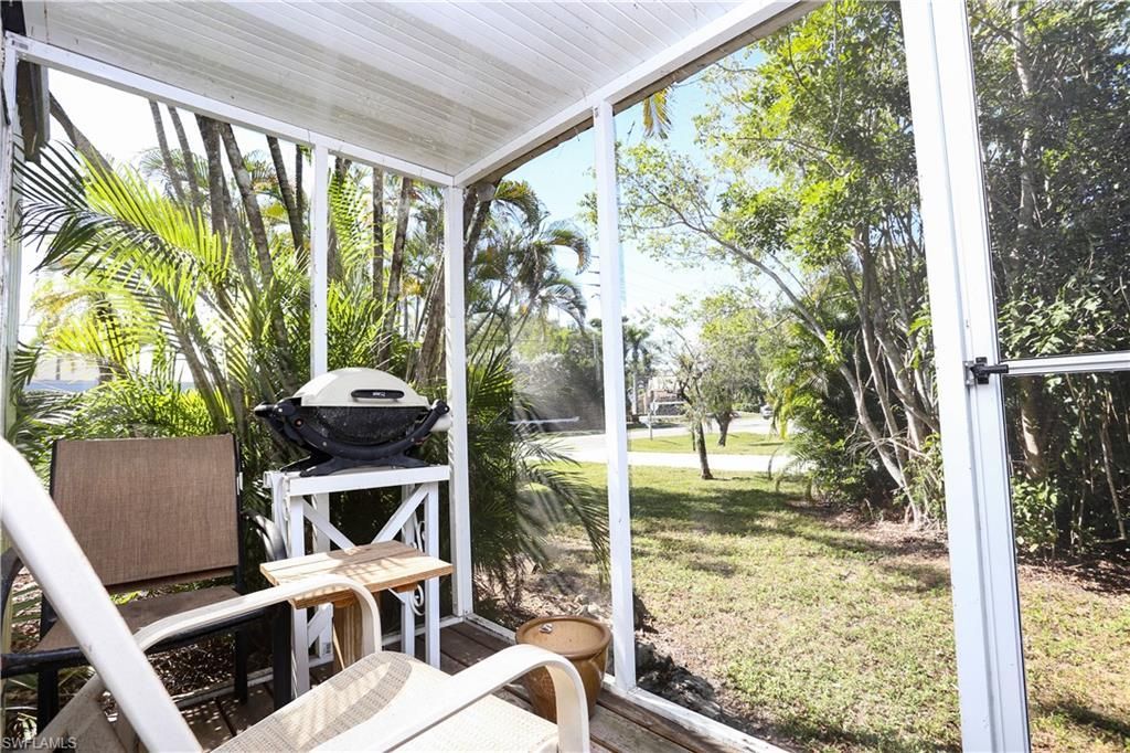 893 Manatee Rd, Naples, FL 34114 Photo
