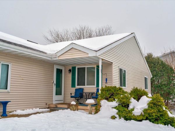 711 Kensington Square, Stoughton, WI 53589