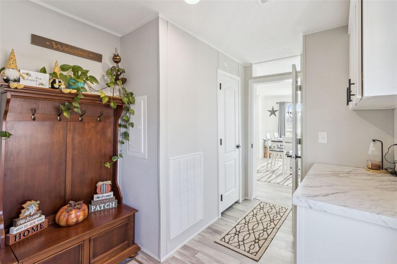 1193 NW 12th Lane, Lake Panasoffkee, FL 33538 Photo