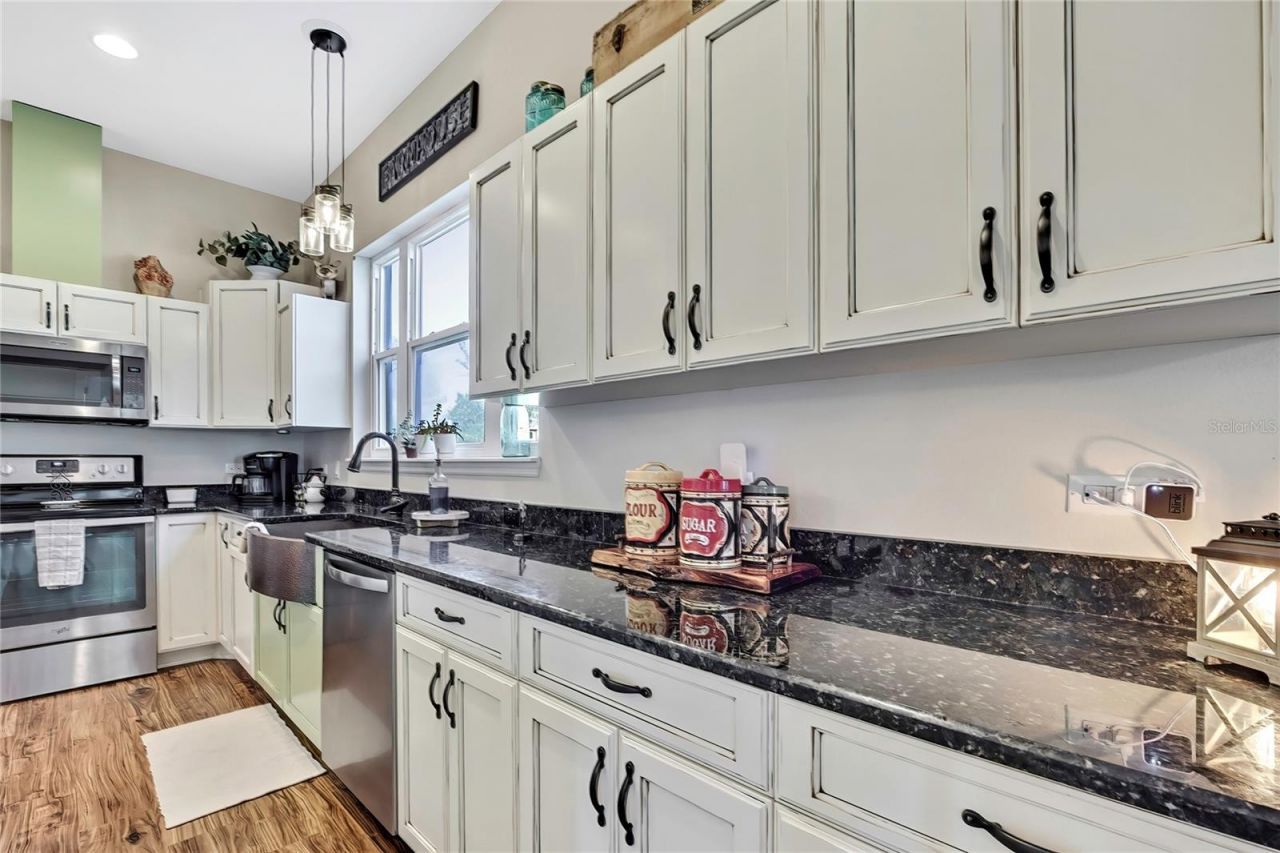 36431 Florrie Mae Lane, Dade City, FL 33523 Photo