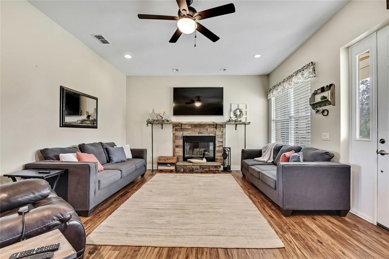 36431 Florrie Mae Lane, Dade City, FL 33523 Photo