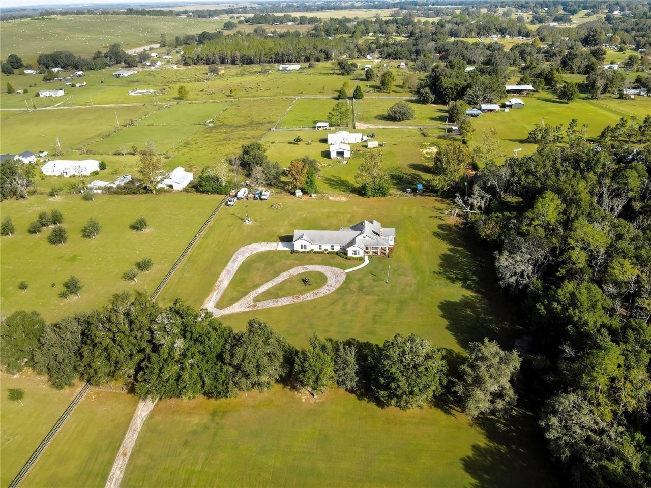 36431 Florrie Mae Lane, Dade City, FL 33523 Photo