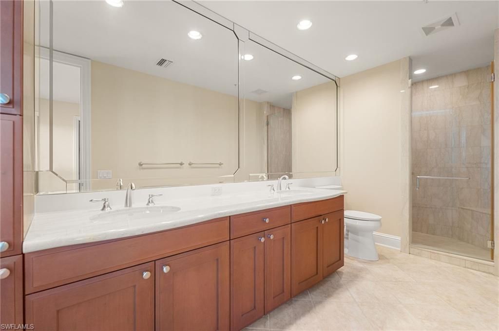 81 Seagate Dr, Unit 1103, Naples, FL 34103 Photo