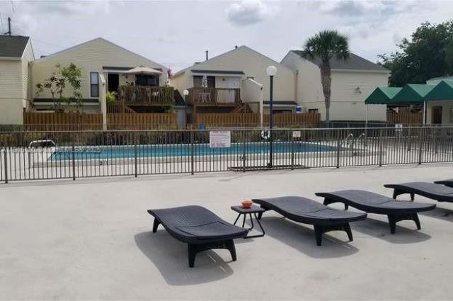 637 Executive Center Dr, Unit N107, West Palm Beach, FL 33401 Photo