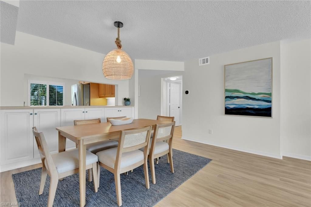 10682 Gulf Shore Dr, Unit C205, Naples, FL 34108 Photo