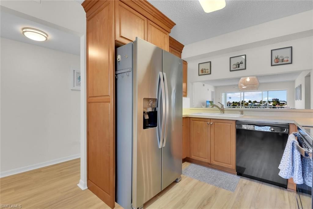 10682 Gulf Shore Dr, Unit C205, Naples, FL 34108 Photo