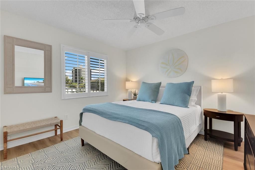 10682 Gulf Shore Dr, Unit C205, Naples, FL 34108 Photo