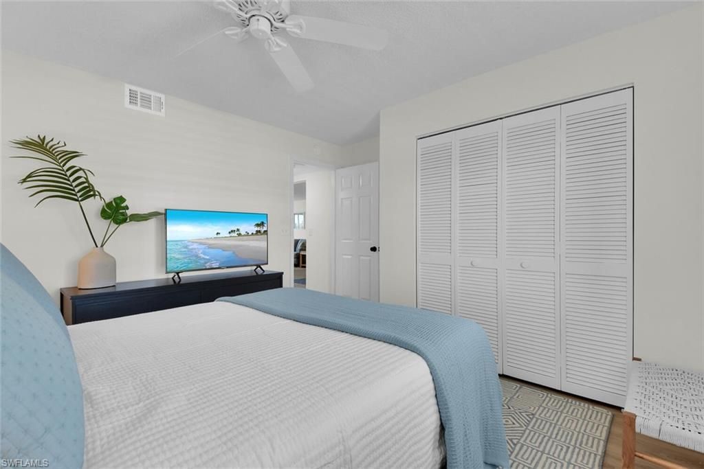 10682 Gulf Shore Dr, Unit C205, Naples, FL 34108 Photo