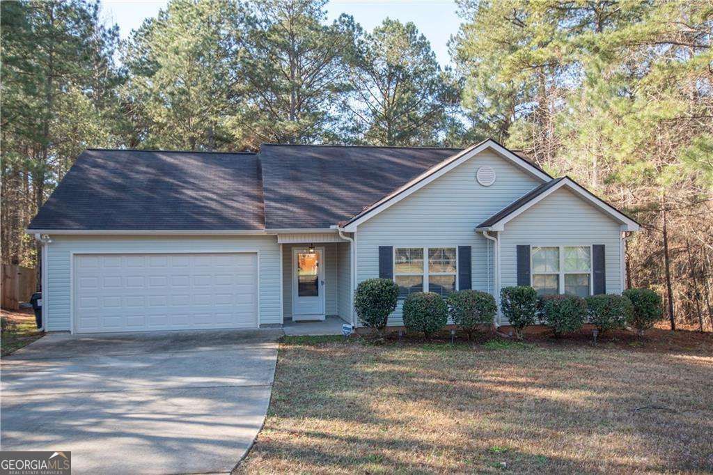 104 Park View Drive, Grantville, GA 30220 Main Photo