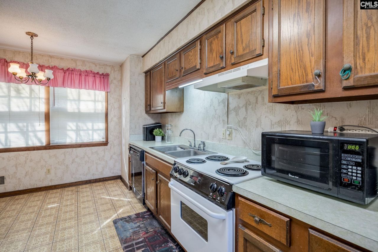 112 Longview Road Photo 9