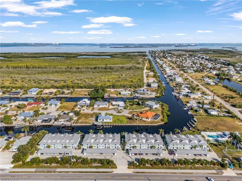 2888 Oleander St, Unit C4, Saint James City, FL 33956 Photo