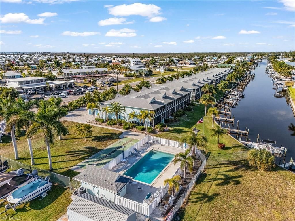 2888 Oleander St, Unit C4, Saint James City, FL 33956 Photo