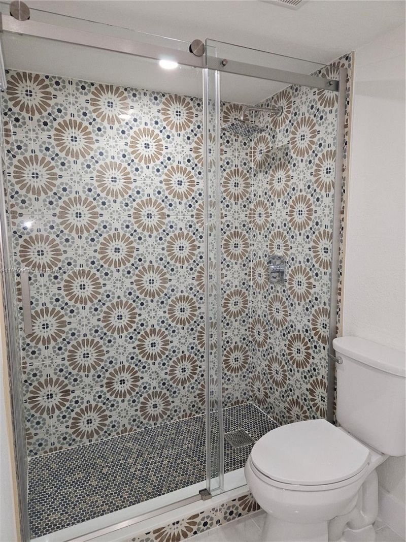 311 W Park Dr, Unit 101-13, Miami, FL 33172 Photo