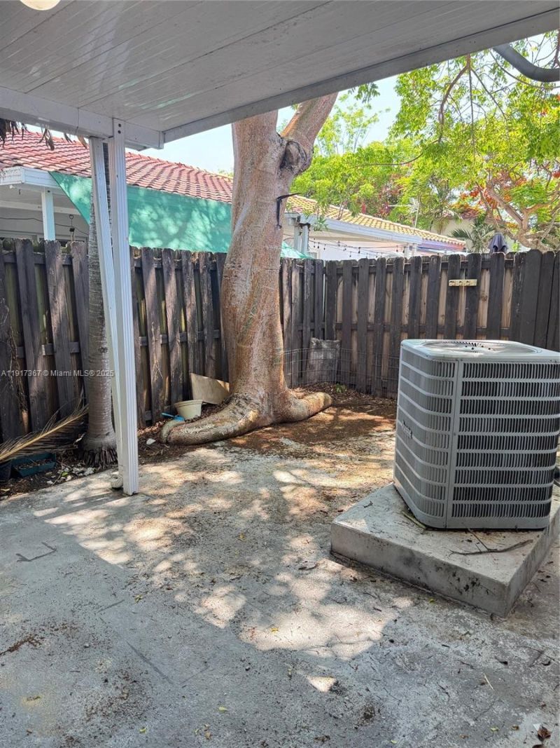 8419 SW 209th St, Cutler Bay, FL 33189 Photo