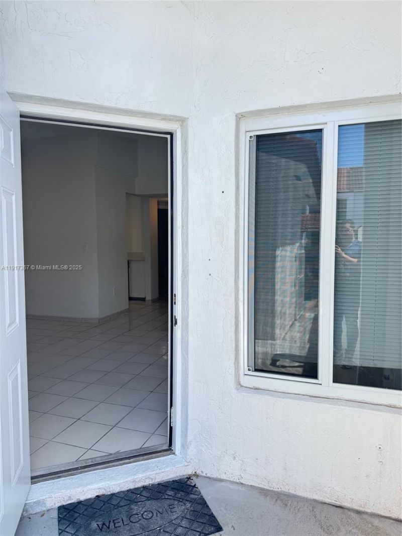 8419 SW 209th St, Cutler Bay, FL 33189 Photo