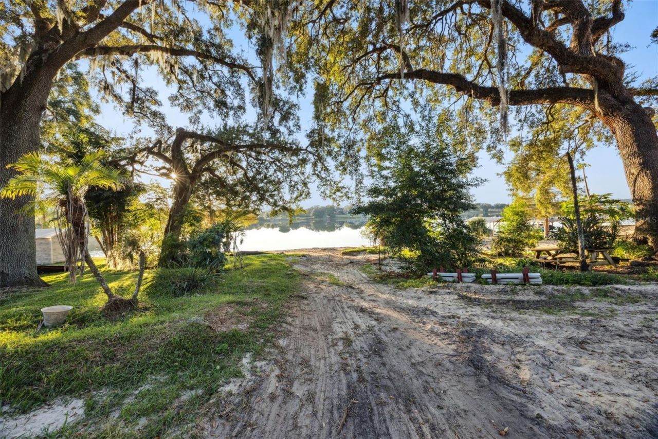 E Crooked Lake Drive, Eustis, FL 32726 Photo
