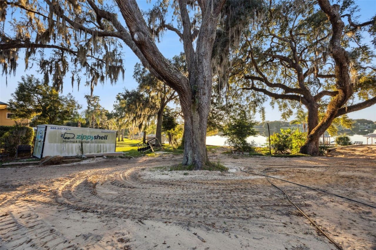 E Crooked Lake Drive, Eustis, FL 32726 Photo