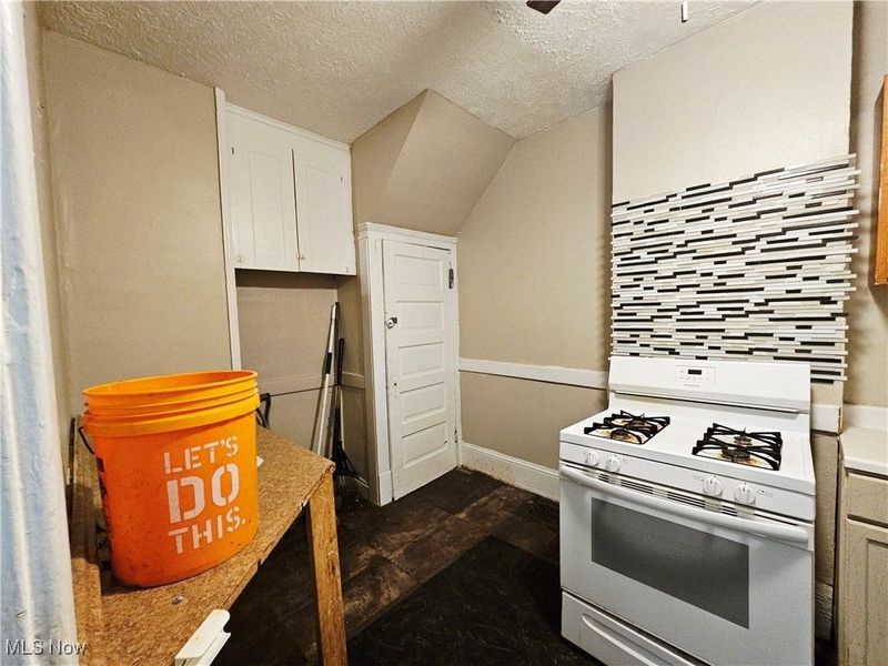 14615 Westropp Avenue, Cleveland, OH 44110 Photo 21