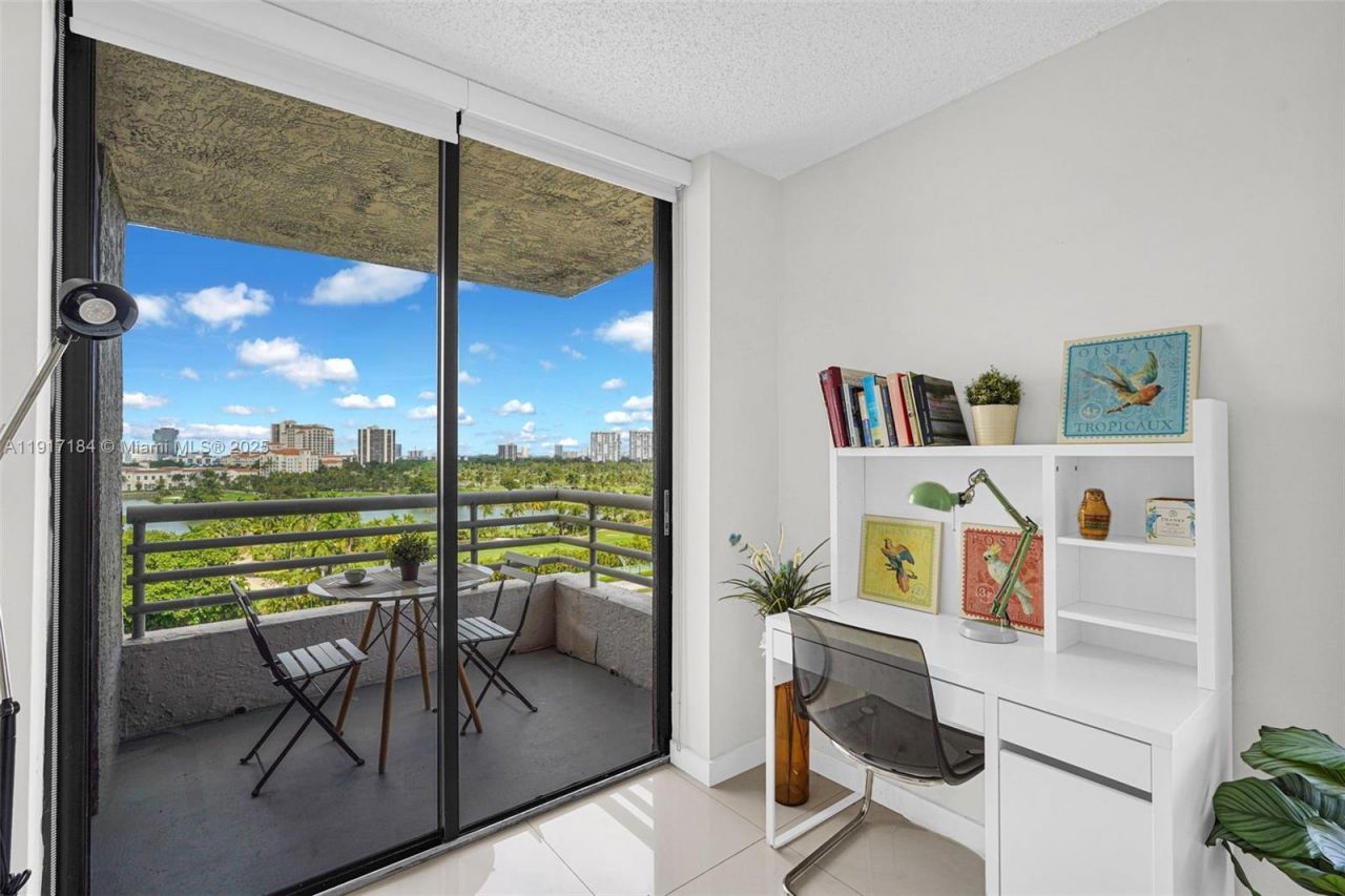 3300 NE 191st St, Unit 1007, Aventura, FL 33180 Photo