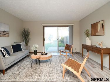 4613R Tipperary Trail, Lincoln, NE 68512