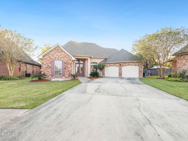 112 Port Royal Circle, Lafayette, LA 70508