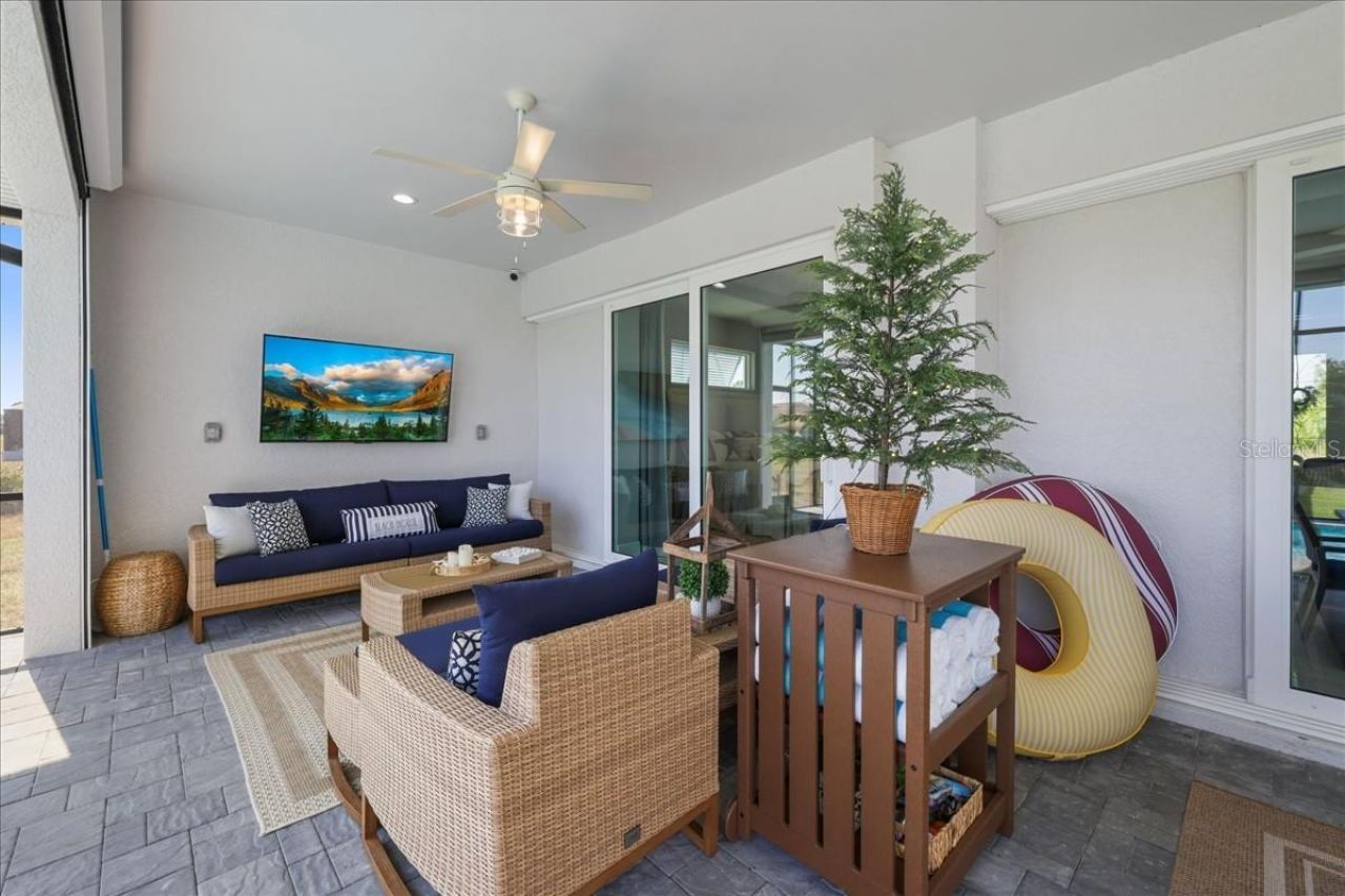 255 Rotonda Boulevard S, Rotonda West, FL 33947 Photo