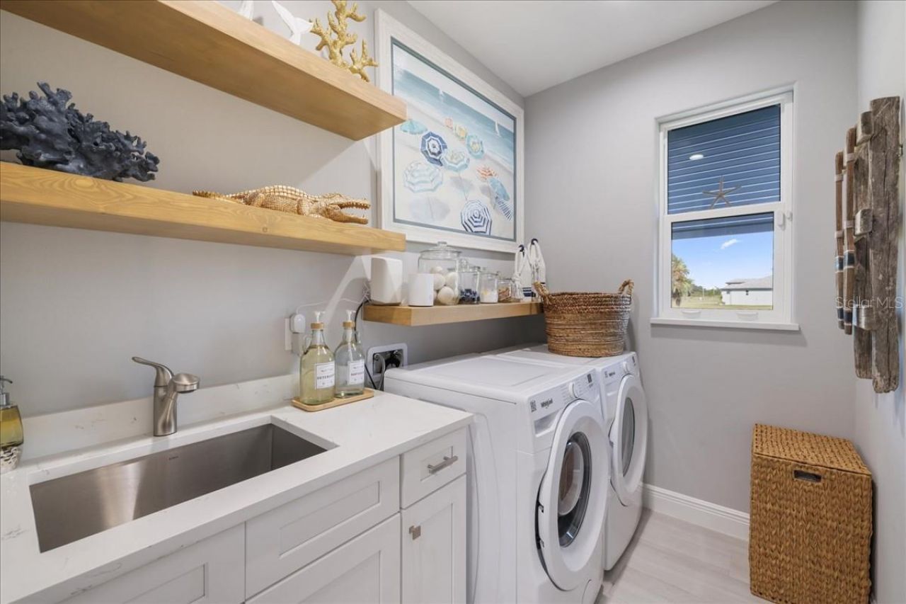 255 Rotonda Boulevard S, Rotonda West, FL 33947 Photo