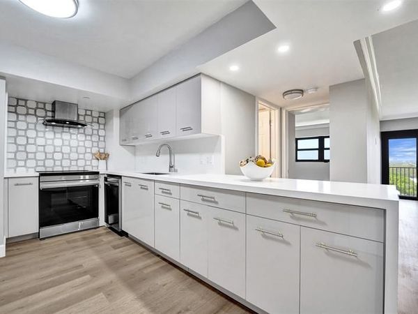 3200 Port Royale Dr N, Unit 905, Fort Lauderdale, FL 33308