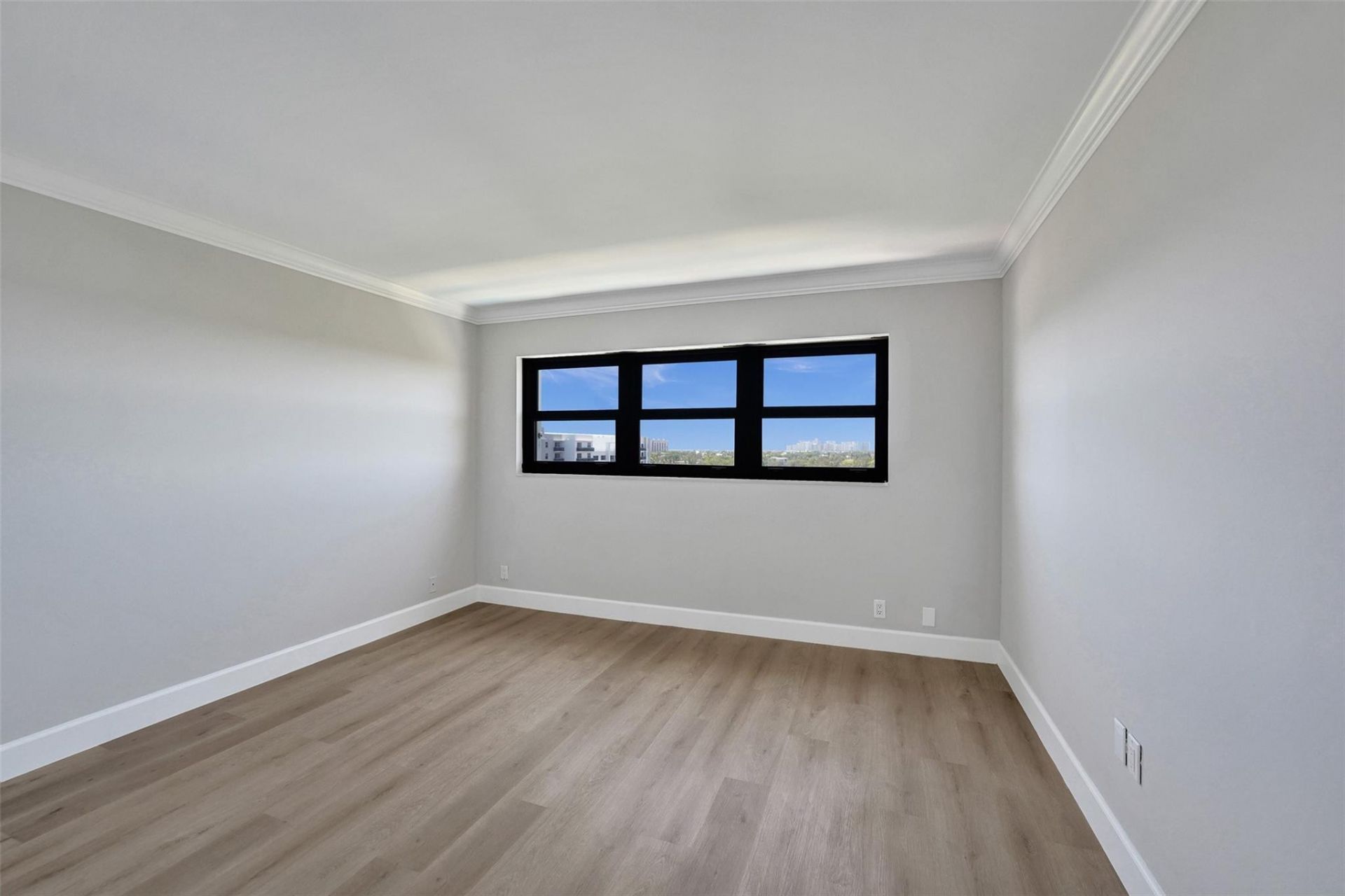 3200 Port Royale Drive, Unit 905, Fort Lauderdale, FL 33308 Photo