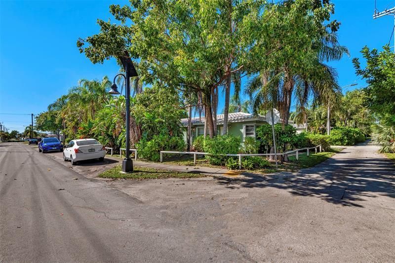 302 SW 15th St, Dania Beach, FL 33004 Photo