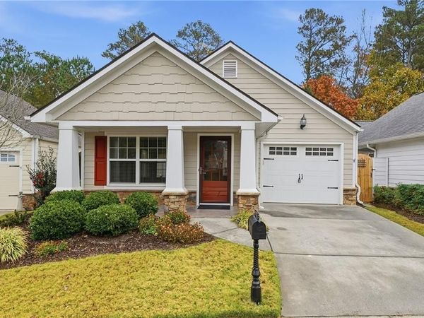 526 Arden Close, Woodstock, GA 30188