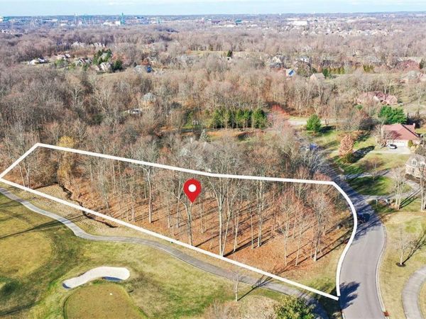 120 Ridgeview Lane, Hamilton Twp, OH 45039