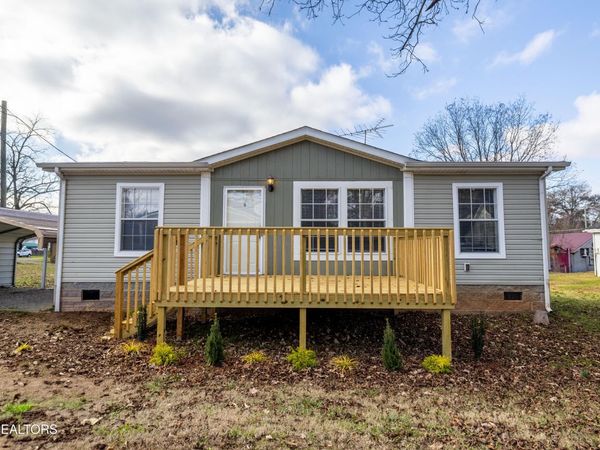 805 Park St, Sweetwater, TN 37874