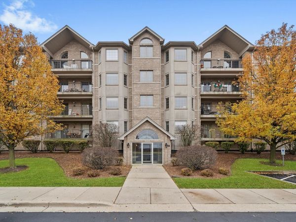 14130 Sheffield Drive, Unit 103, Homer Glen, IL 60491