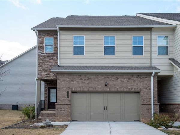 2215 Manor Pointe Drive, Cumming, GA 30041