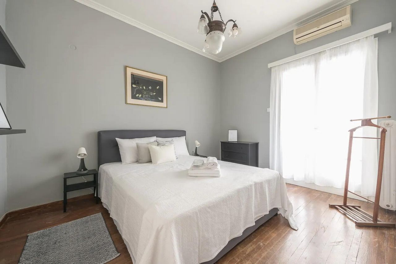 33 Makriyanni, Out Of Country, Ou 00000 Photo