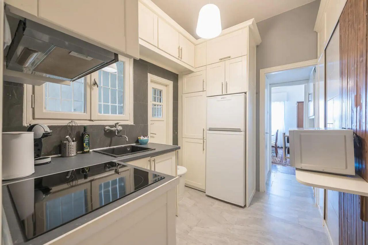 33 Makriyanni, Out Of Country, Ou 00000 Photo