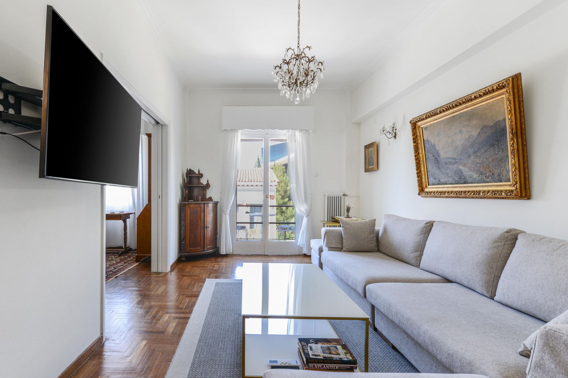 33 Makriyanni, Out Of Country, Ou 00000 Photo