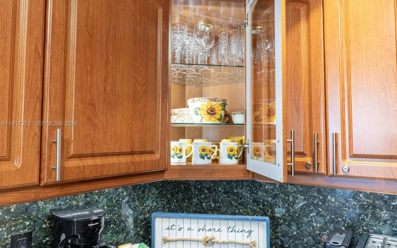 3255 NE 184th St, Unit 12406, Aventura, FL 33160 Photo