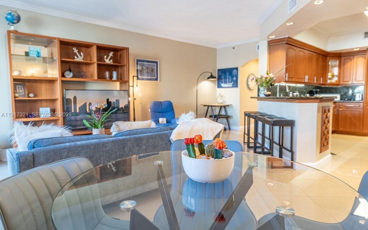 3255 NE 184th St, Unit 12406, Aventura, FL 33160 Photo