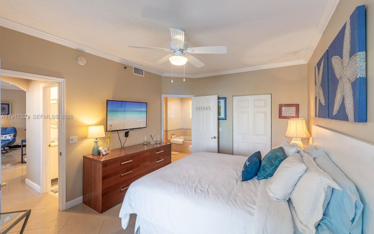 3255 NE 184th St, Unit 12406, Aventura, FL 33160 Photo