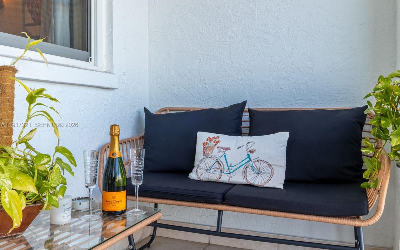 3255 NE 184th St, Unit 12406, Aventura, FL 33160 Photo