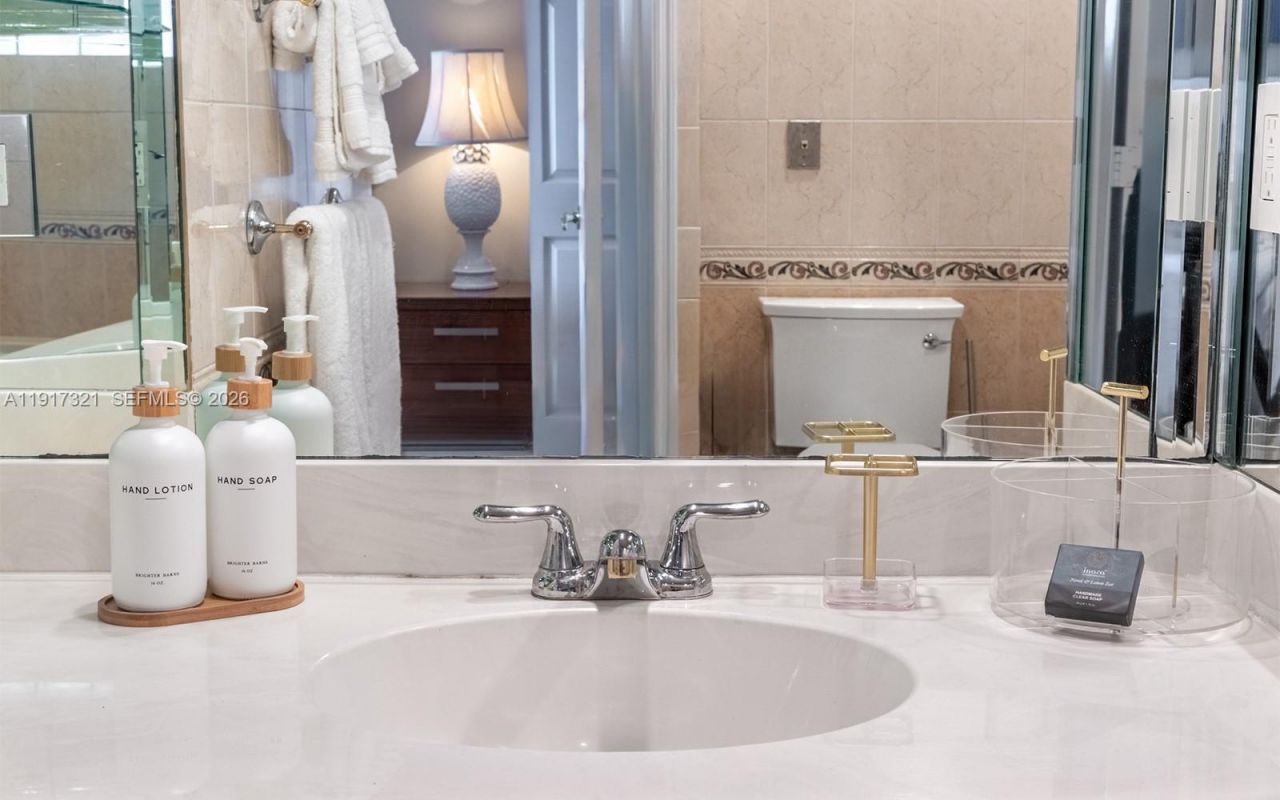 3255 NE 184th St, Unit 12406, Aventura, FL 33160 Photo