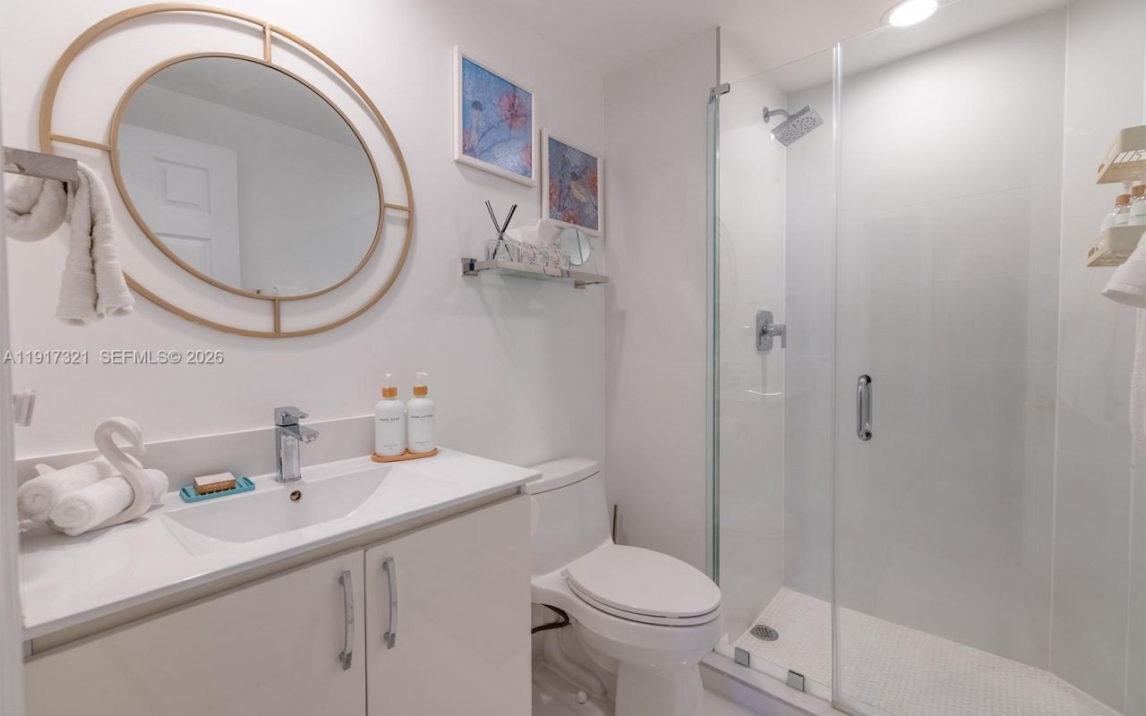 3255 NE 184th St, Unit 12406, Aventura, FL 33160 Photo