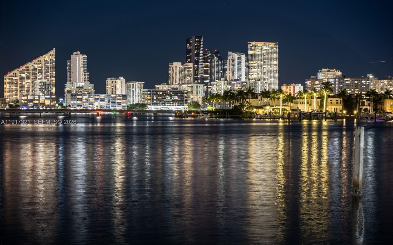 3255 NE 184th St, Unit 12406, Aventura, FL 33160 Photo