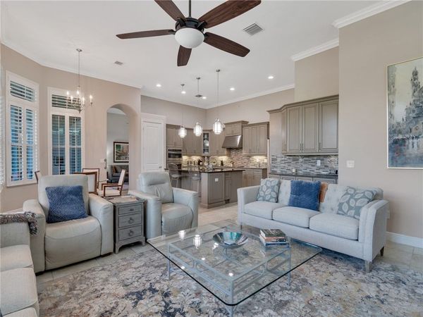 8260 Halbert Lane, Vero Beach, FL 32968