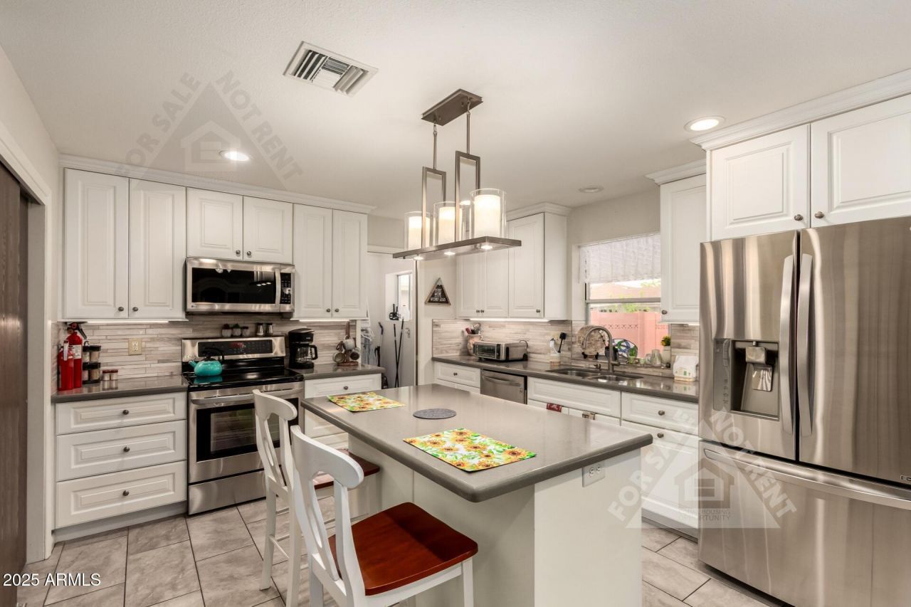 4734 E Florian Circle, Mesa, AZ 85206 Main Photo